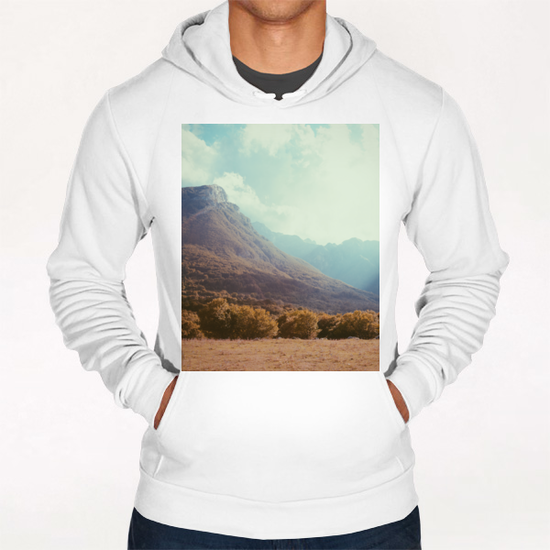 Mountains in the background v Hoodie by Salvatore Russolillo