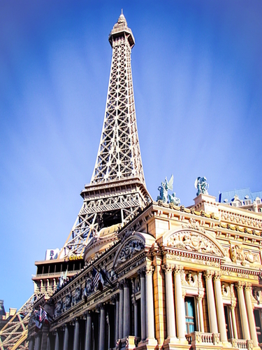 Eiffel tower at Las Vegas, USA with blue sky Mural by Timmy333